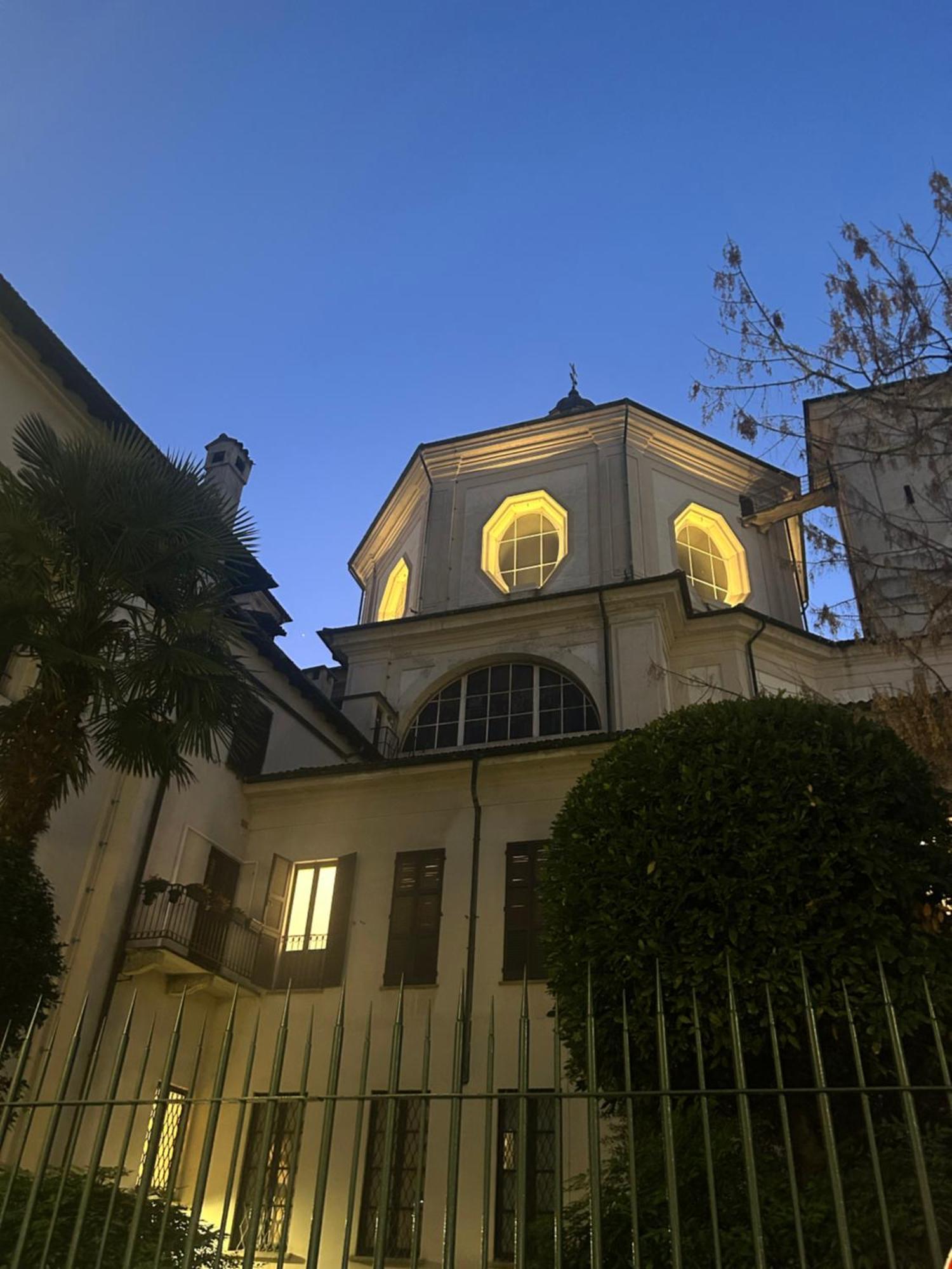Dali Duomo Golden House Milão Exterior foto